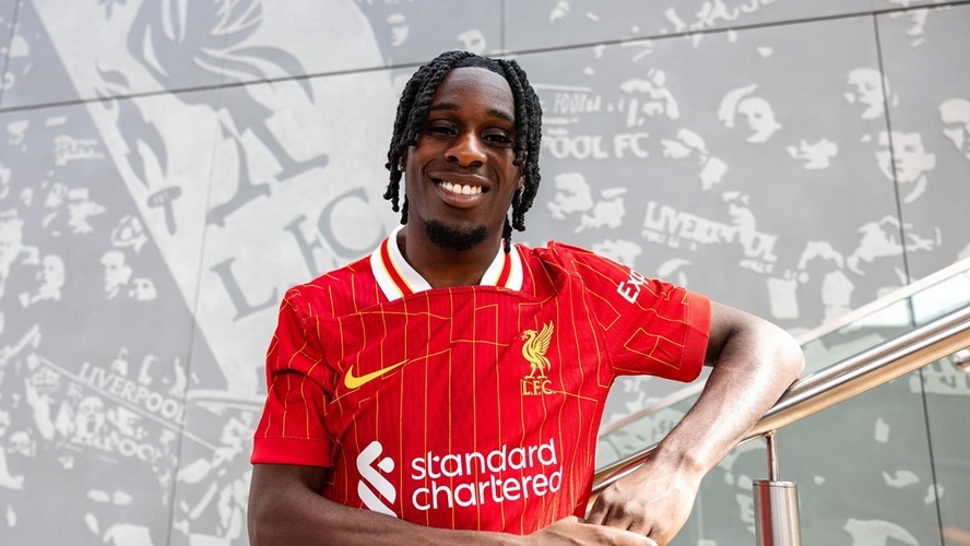 Liverpool annonce la signature de Frimpong après la sortie d'Alexander-Arnold
