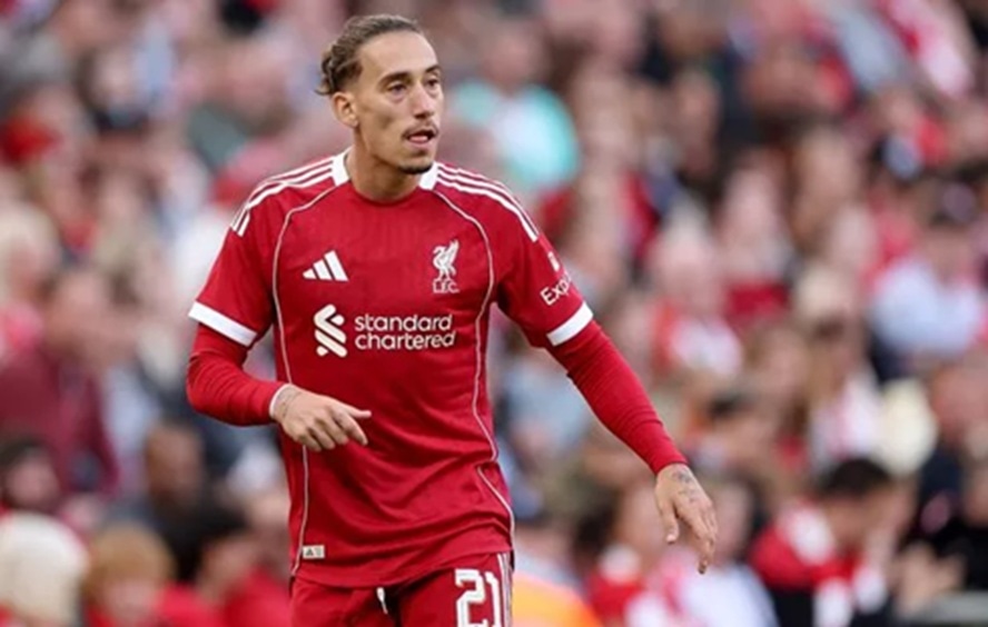 Roma bouge pour kostas tsimikas