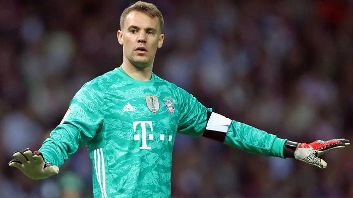 Centurion de Ligue des champions Neuer ciblant plus de gloire européenne