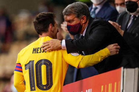 Le retour de Messi à Barcelone "irréaliste", déclare le président Laporta
