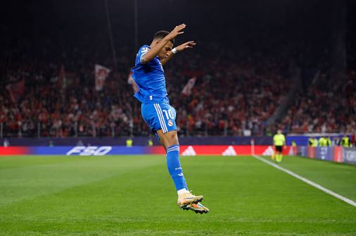 Olympiacos 3-4 Real Madrid : le merveilleux Mbappé marque quatre buts dans le thriller de la Ligue des Champions